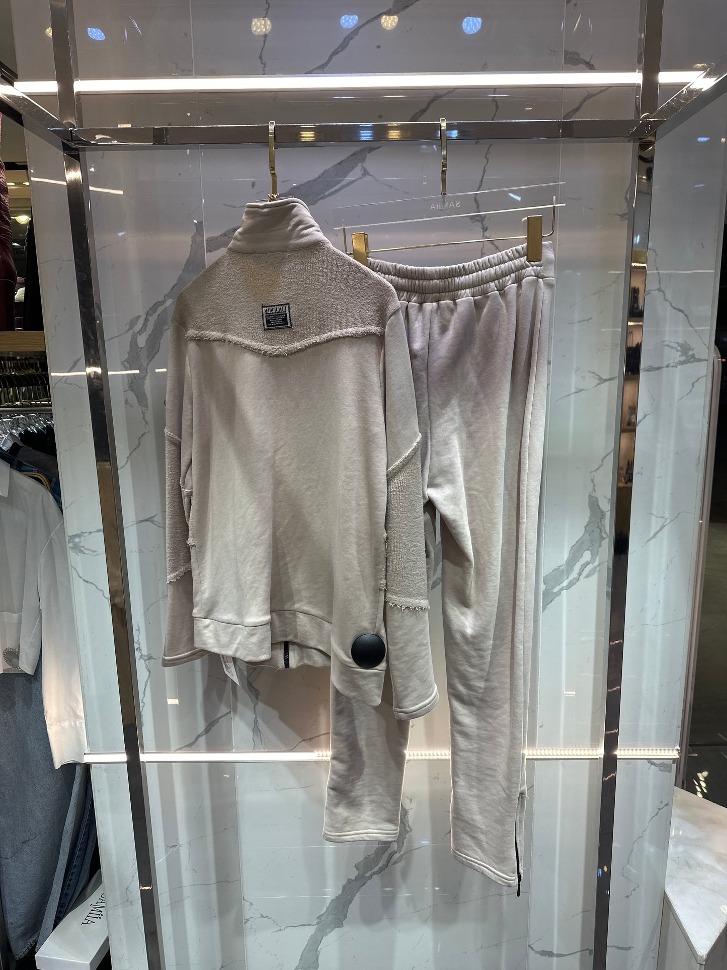 Beige Cotton Set with Black Zipper