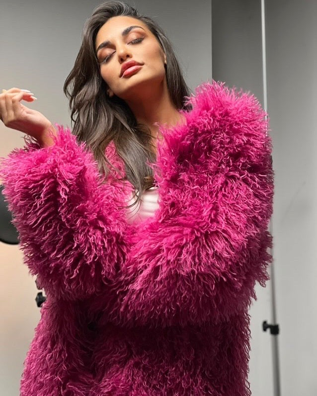 Cindy perry hairy coat